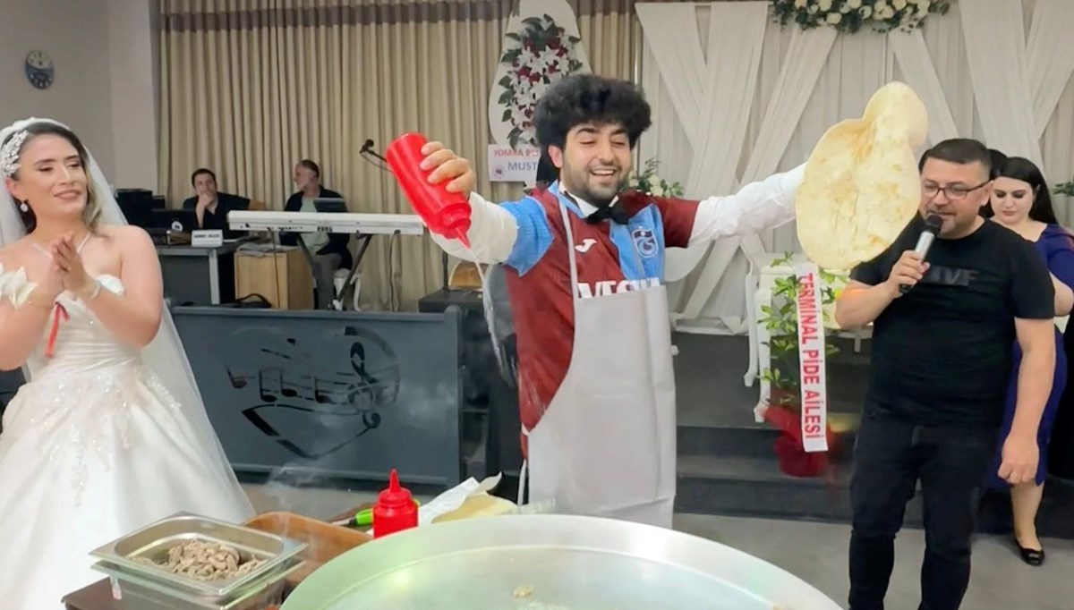 Yer: Trabzon! Damat düğünde geline tantuni yapıp yedirdi Yer: Trabzon! Damat düğünde geline tantuni yapıp yedirdi