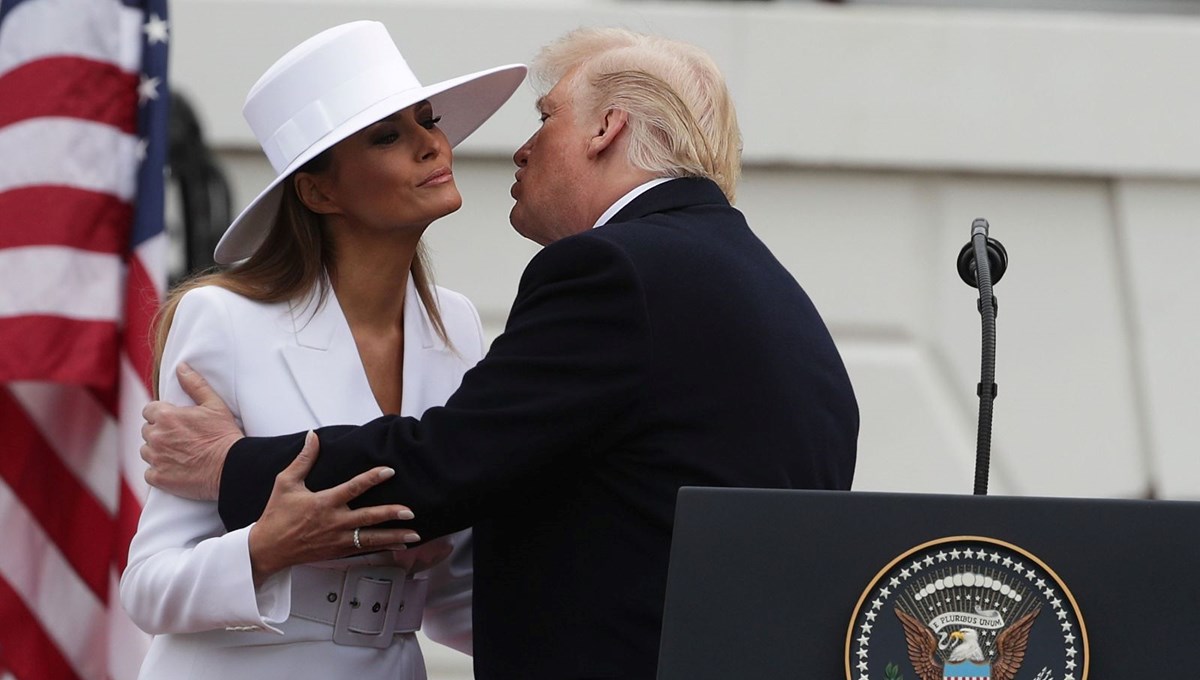 Kripto piyasasındaki çöküş Melania Trump'ın şapka müzayedesini de vurdu