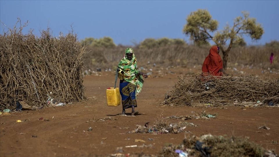 Somali'de kuraklık nedeniyle 6 kişi hayatını kaybetti - 1