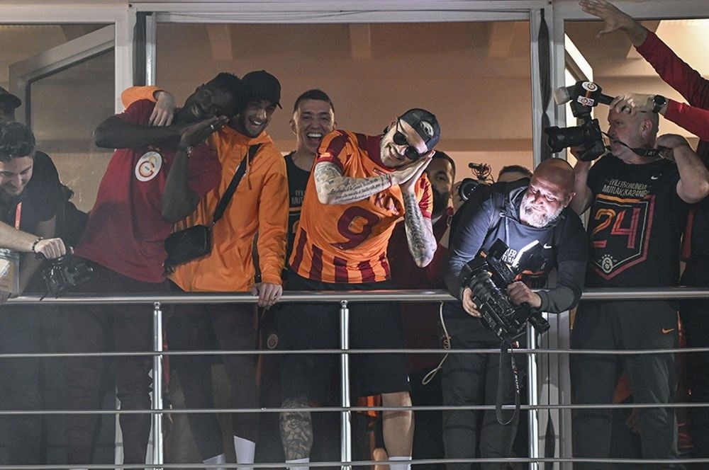 Florya'da şampiyonluk kutlaması: Icardi Ali Koç forması giydi - 8