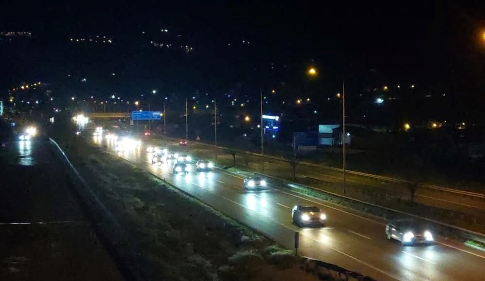 Tatilciler dönüyor: Trafik her geçen saat artıyor - 10