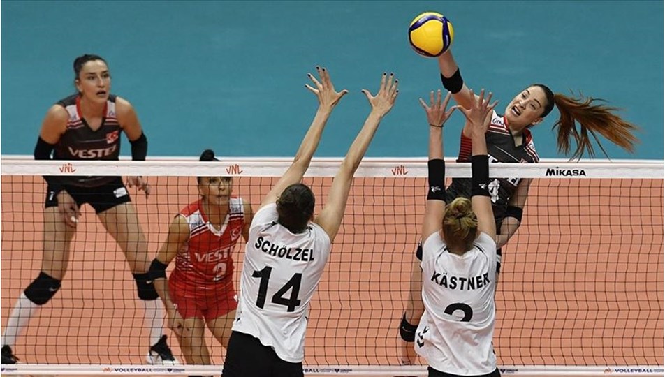 Kadın Voleybol Milli Takımı, Milletler Ligi'nde yarın Kanada ile karşılaşacak