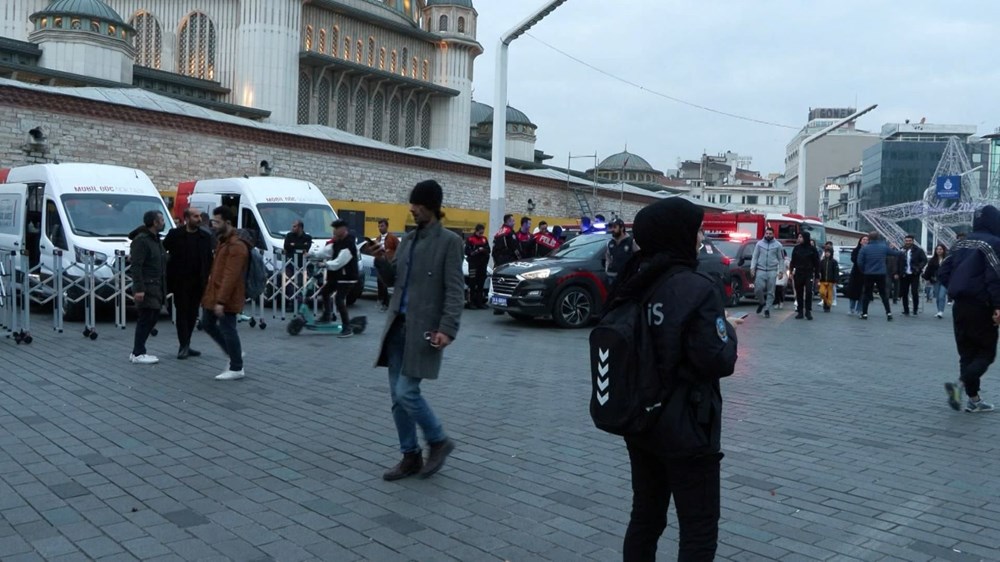 Taksim'de yeni yıla saatler kala hareketlilik başladı - 13