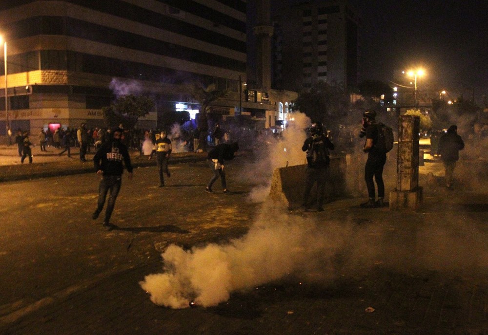 Lübnan'da protestolar şiddetleniyor: 226 yaralı - 2