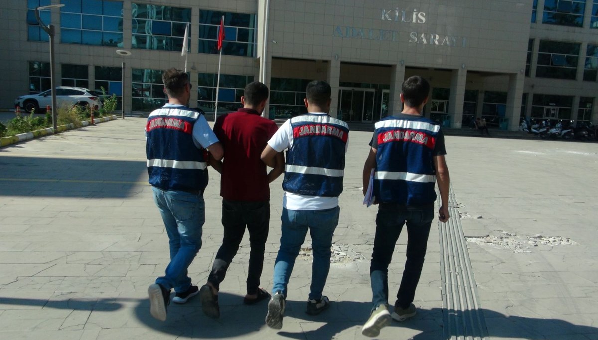 Kilis'te yakalanan PKK şüphelisi tutuklandı Kilis'te yakalanan PKK şüphelisi tutuklandı