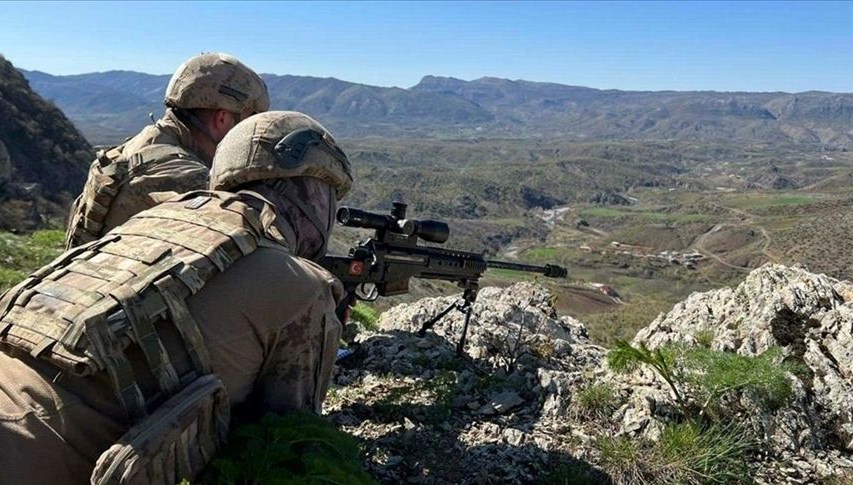 Irak ve Suriye'nin kuzeyinde 7 terörist etkisiz hale getirildi