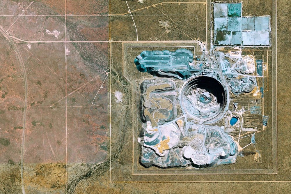 Dünyanın en büyük elmas madeninde yeni bir mineral bulundu: Bir buçuk milyar yıllık gizem çözülecek - 9