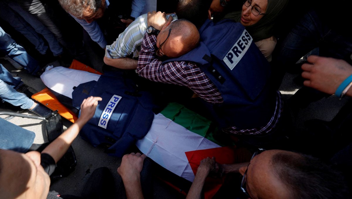 Al-Jazeera muhabiri İsrail askerleri tarafından öldürüldü