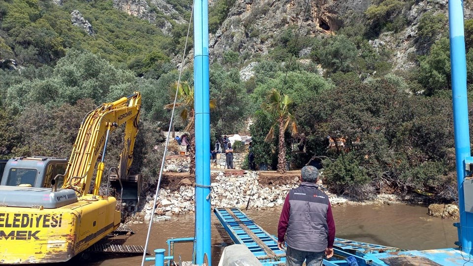 Fethiye ve Dalaman'daki cennet koylarda 300 kaçak yapının yıkımına başlandı - 1