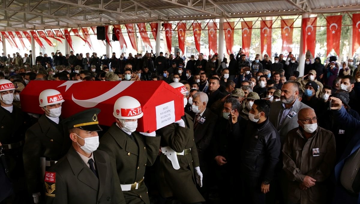 Gaziantep şehidini uğurladı