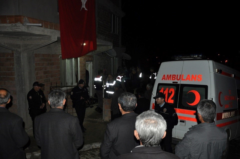 Şırnak'ta polis servisine roketli saldırı: 2 şehit - 2