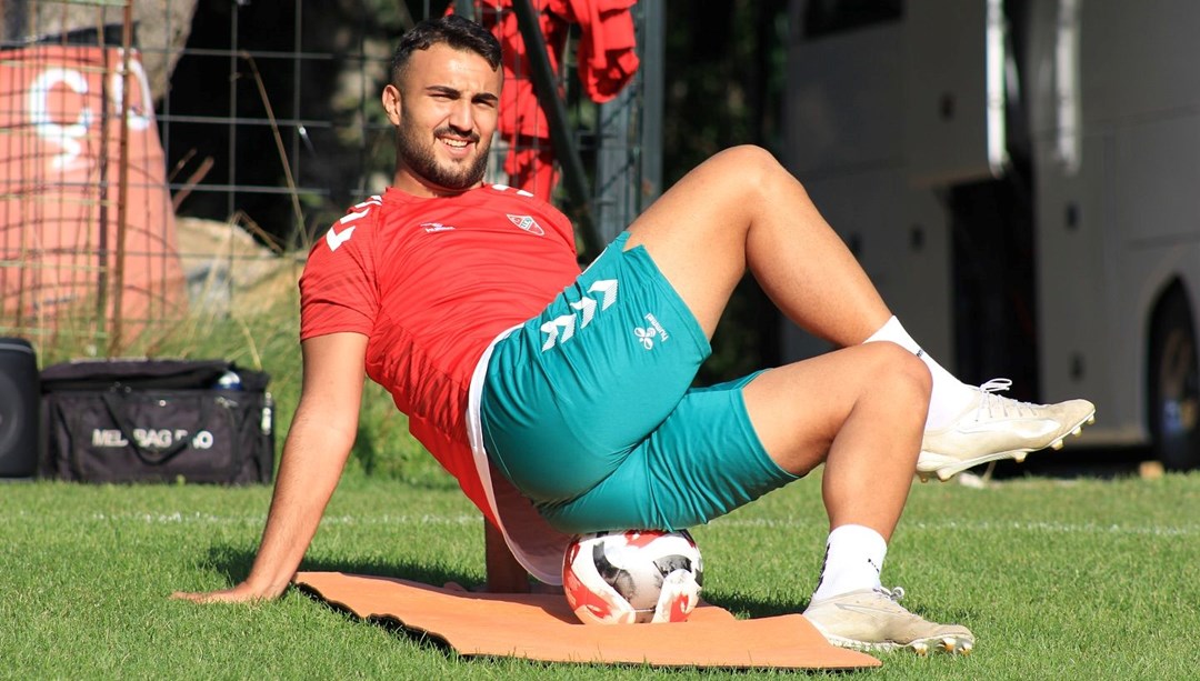Karşıyaka Ömer Faruk'u bekliyor