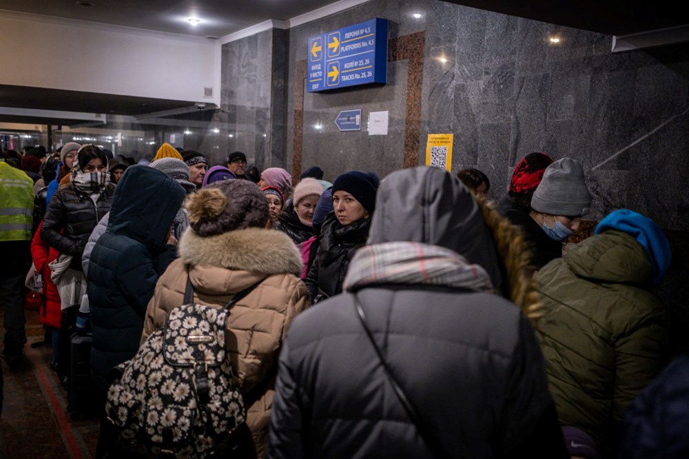 Rus saldırısından kaçış: Lviv tren istasyonunda endişeli bekleyiş - 45