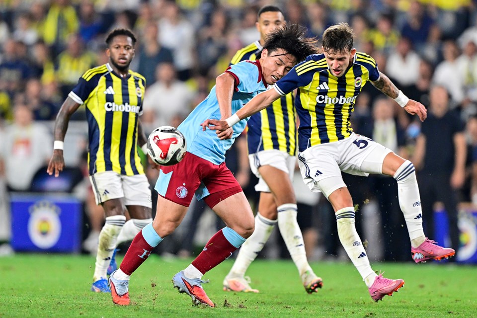 İstanbul ve Kadıköy için cehennem vurgusu | Takımlarını yerden yere vurdular: "Mourinho tokat attı" - 1