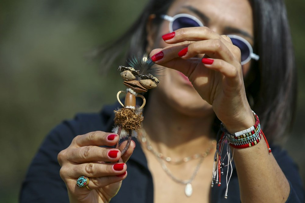 Doğadan tek tek topluyor: Tohum, ağaç kabuğu, dal ve kurumuş bitkilerden sanat eseri - 1