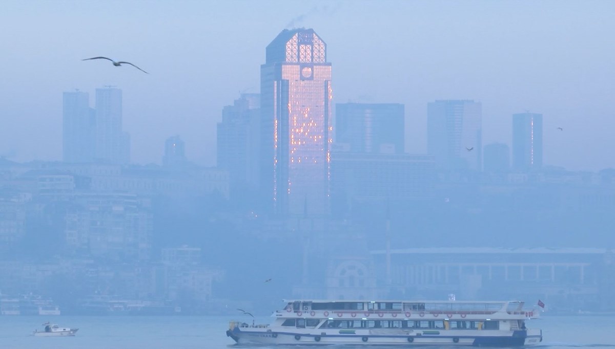 İstanbul yeni güne sisle başladı!