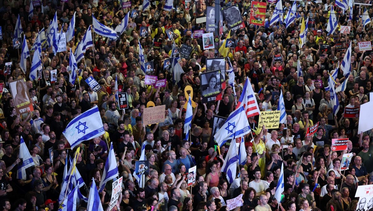 İsrail'de yaklaşık 500 bin kişiden Netanyahu'ya ateşkes çağrısı İsrail'de yaklaşık 500 bin kişiden Netanyahu'ya ateşkes çağrısı