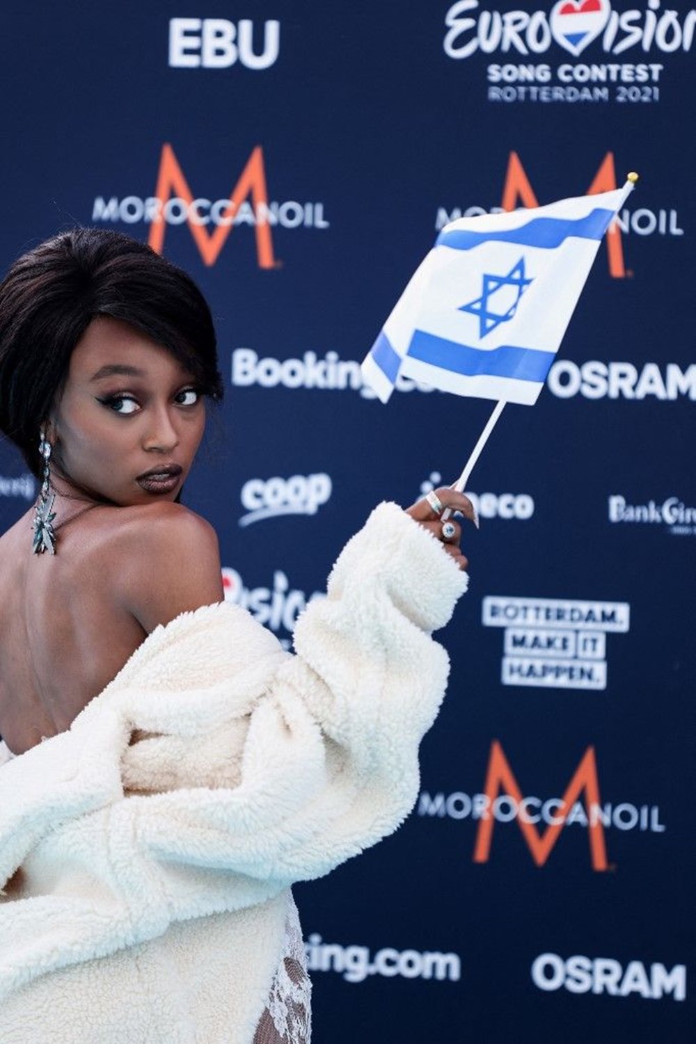 65. Eurovision için açılış töreni - 16