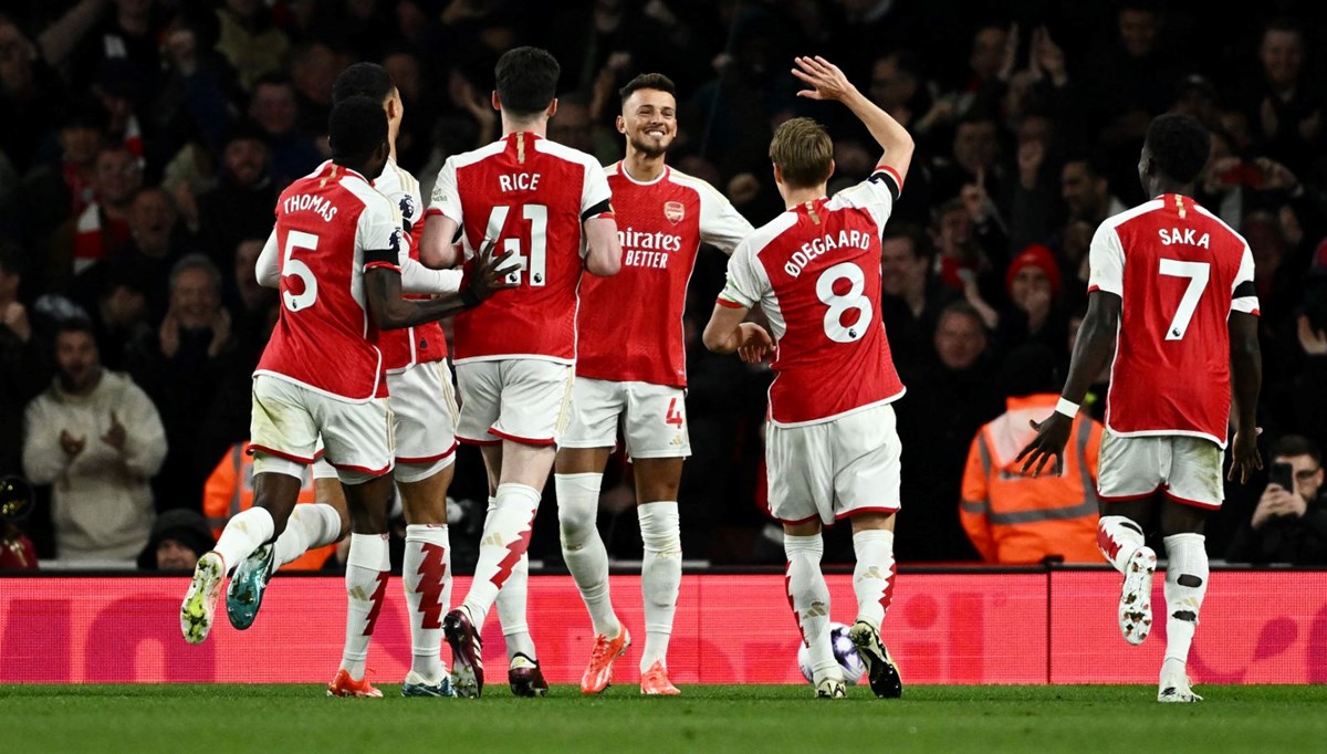 Arsenal, Chelsea'yi farklı mağlup etti