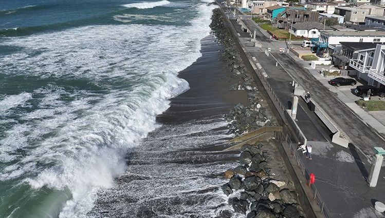 Tsunami nedir, neden olur? Tsunamiden korunmanın yolları nelerdir?