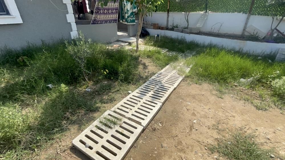 Kaçak yapının bahçesinde onlarca mazgal: Dekor yapmış! 73