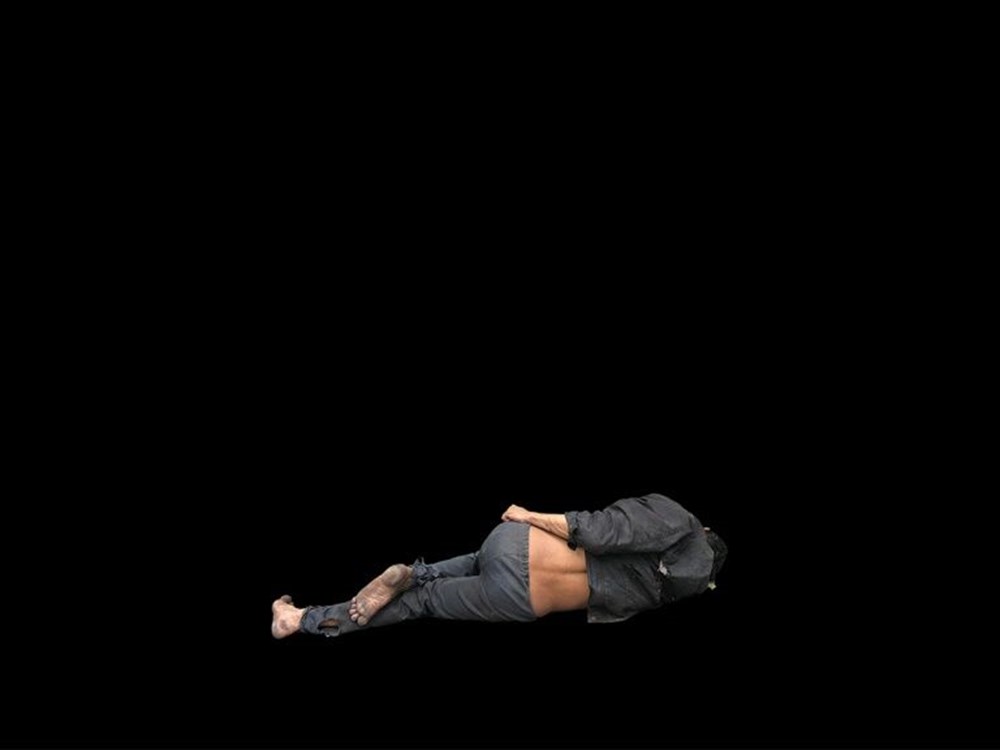 İlin Açıq Fotosu - Heloisa Lodder