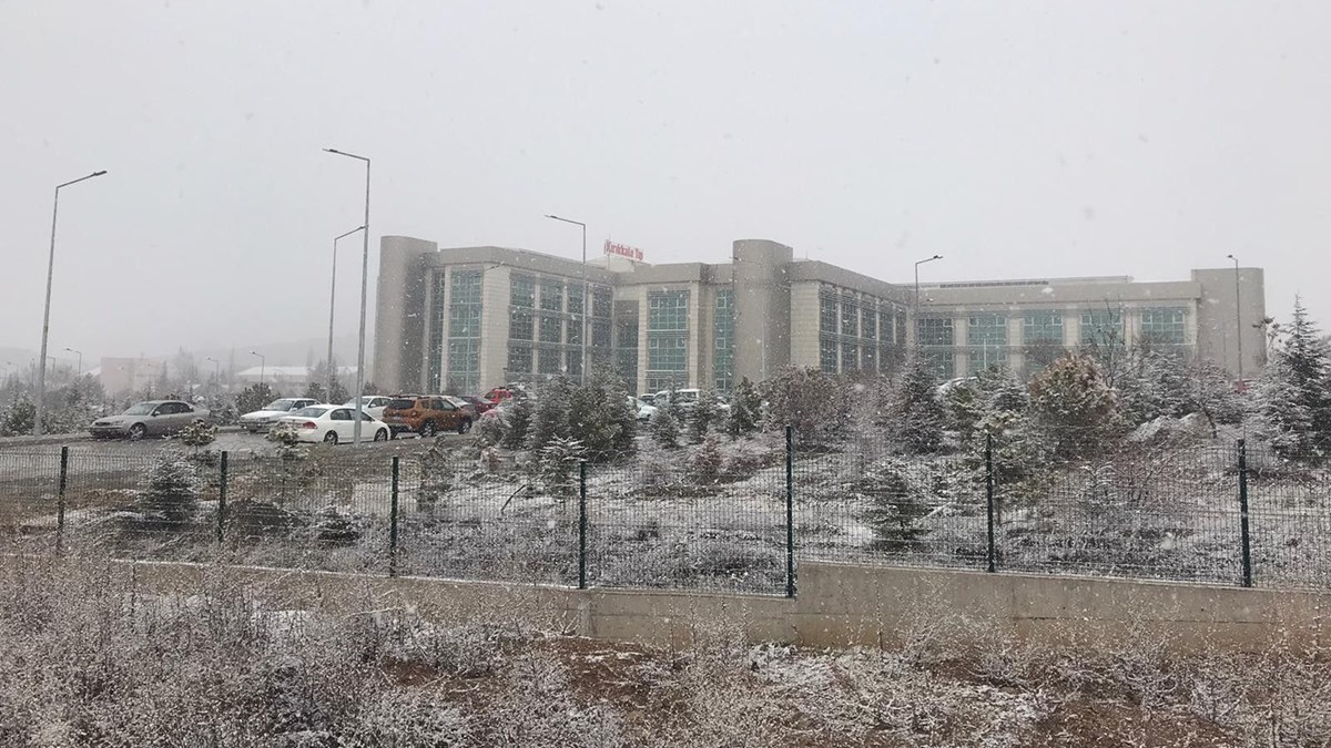 Universal Goz Tip Merkezi Malatyalilar In Hizmetinde Kayisi Haber Malatya