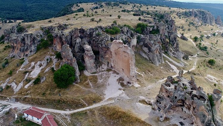 Midas Kale'de Friglere ait ocak ve fırınlar bulundu
