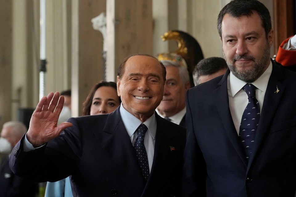 "Bunga Bunga" davalarında Berlusconi'ye bir beraat daha - 1