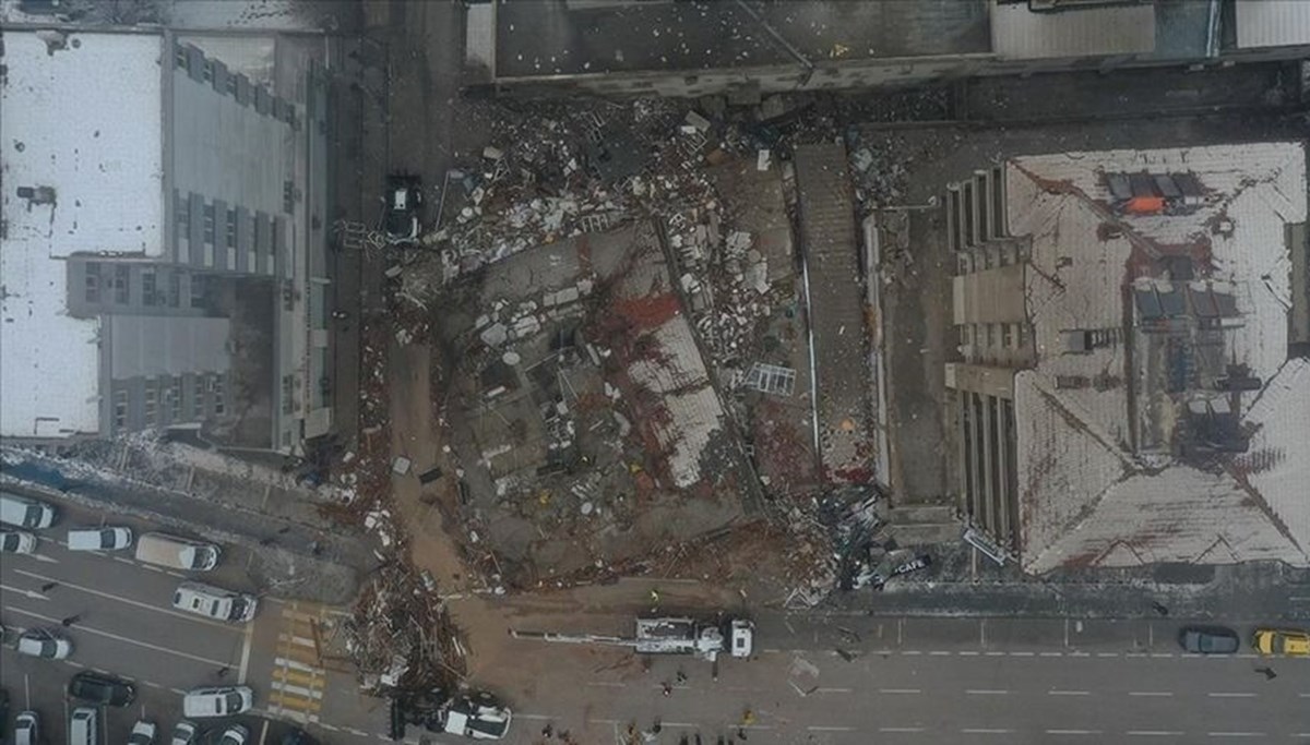 Bir çivi bile çakmamış: Gölgeler Apartmanı davasında karar Bir çivi bile çakmamış: Gölgeler Apartmanı davasında karar