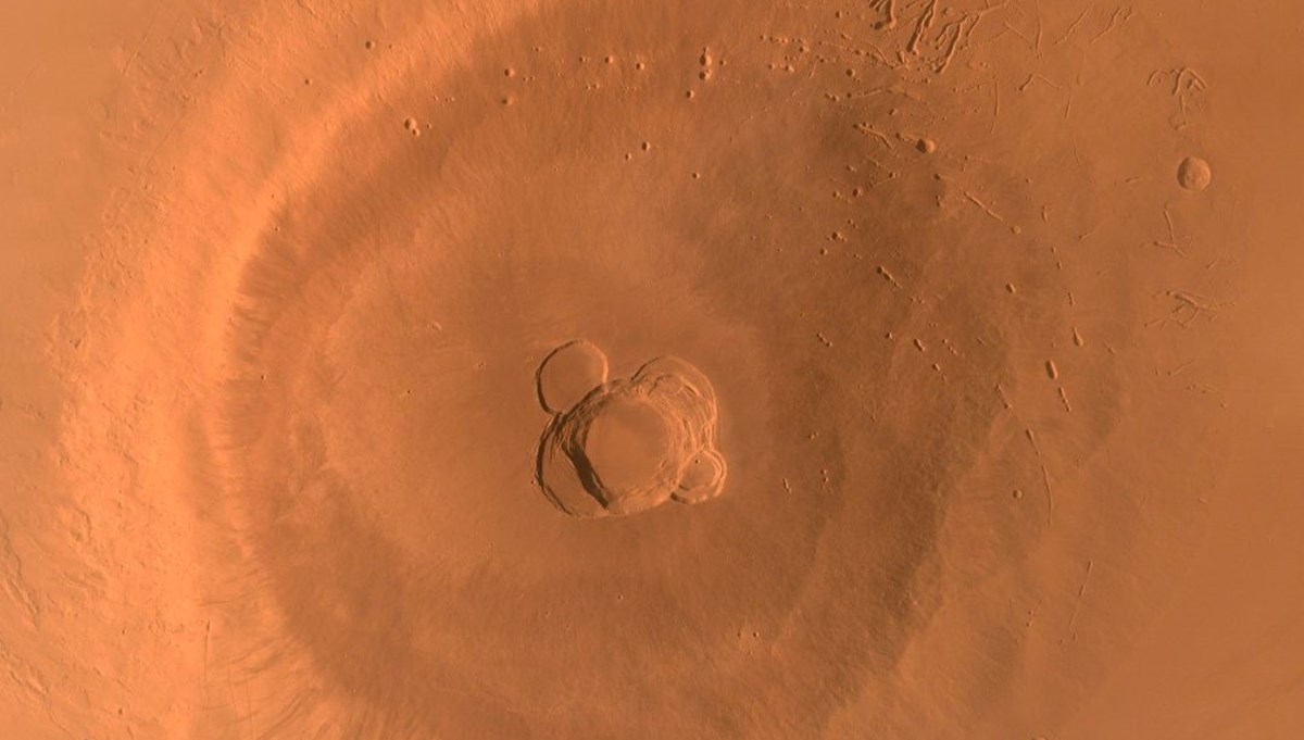 Çin'in Tianwen-1 adlı uzay aracı Mars'ı tüm detaylarıyla görüntülendi