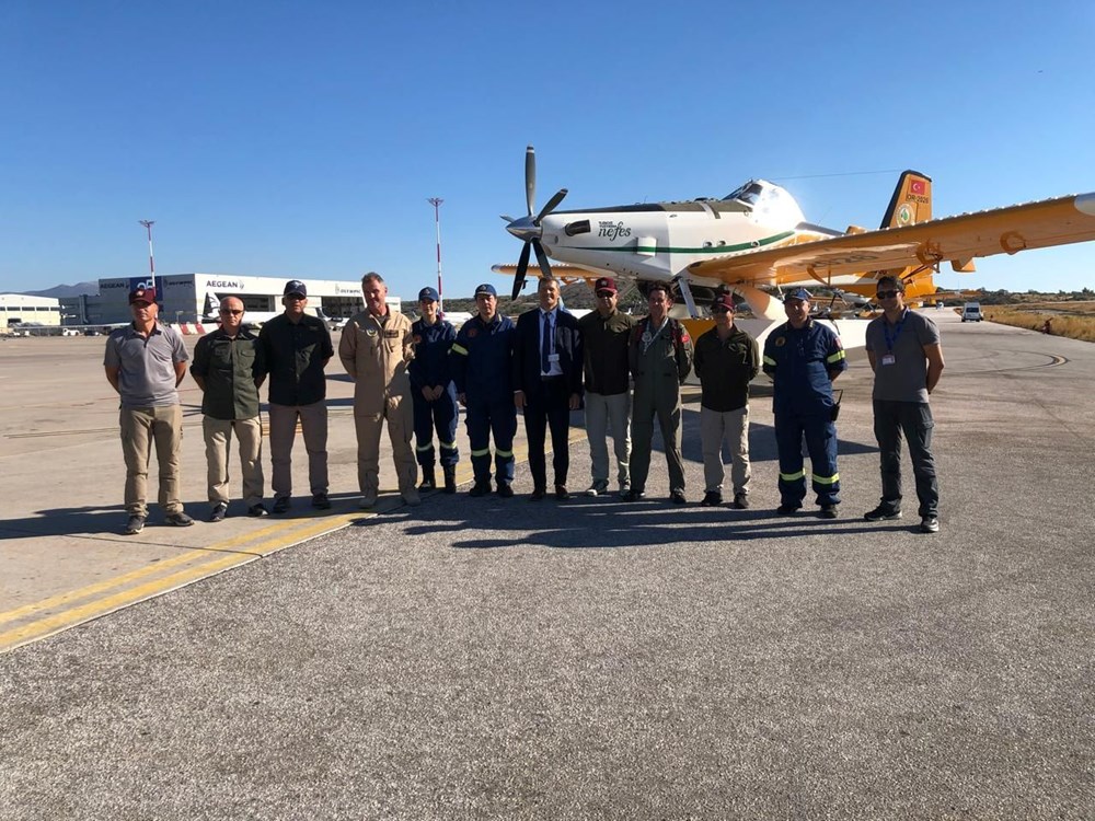 Yunanistan alevlerle boğuşuyor: Türkiye'nin gönderdiği uçaklar Atina'da - 4