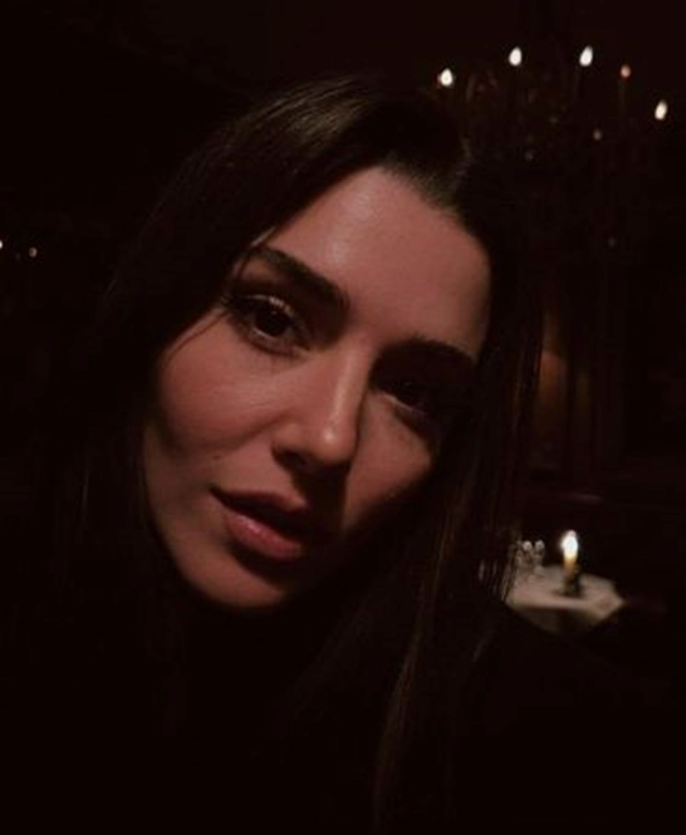 Paris'te tatilde olan Hande Erçel'den yeni kareler - 6