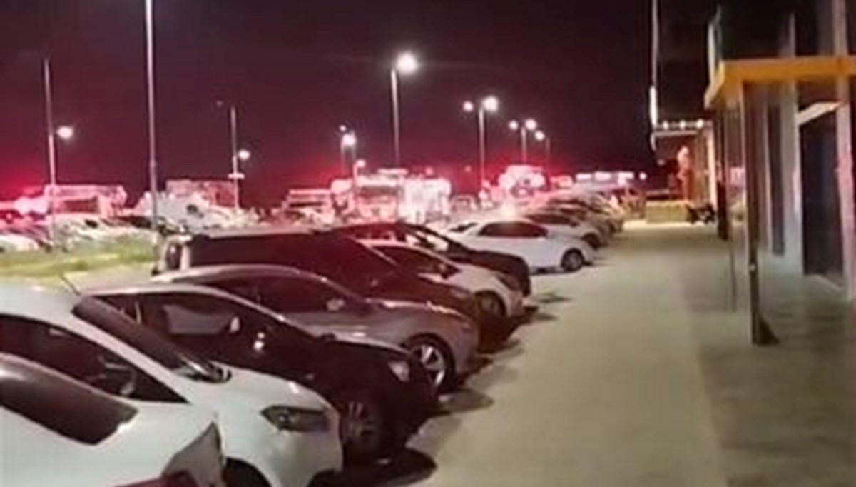 Para transferine düştüğü notla tehdit etti, eski sevgilisinin evini ateşe verdi Para transferine düştüğü notla tehdit etti, eski sevgilisinin evini ateşe verdi