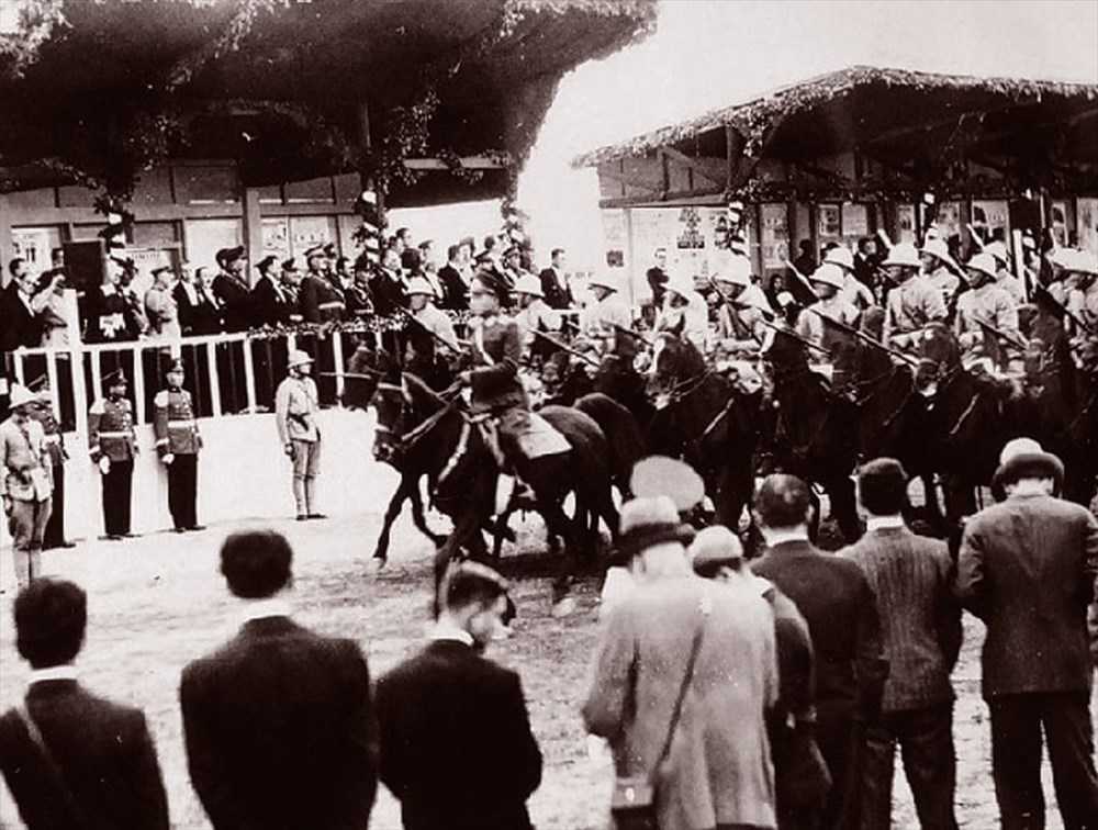 Türkiye Cumhuriyeti 97 yaşında (29 Ekim Cumhuriyet Bayramı) - 1