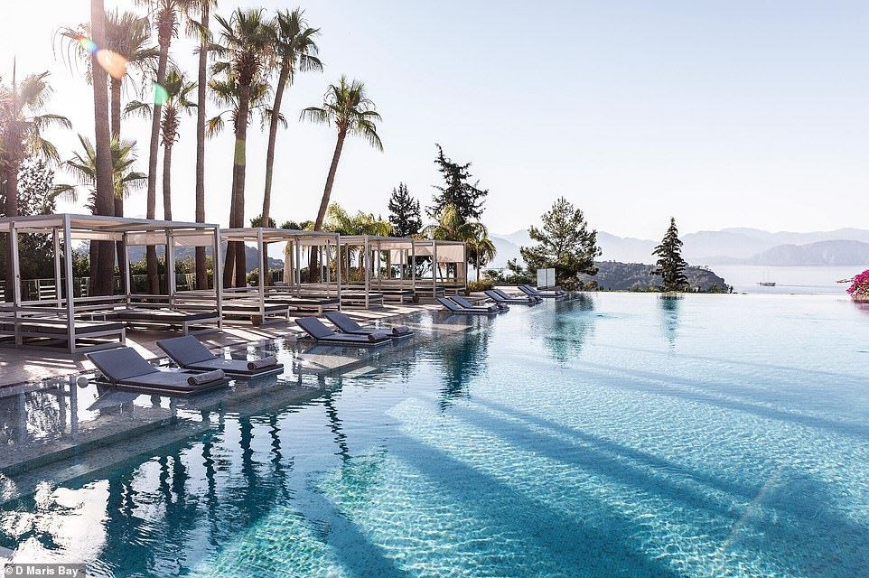 rio ferdinand ile kate wright marmaris d maris bay hotel de evlendi magazin haberleri ntv rio ferdinand ile kate wright marmaris d maris bay hotel de evlendi magazin haberleri ntv