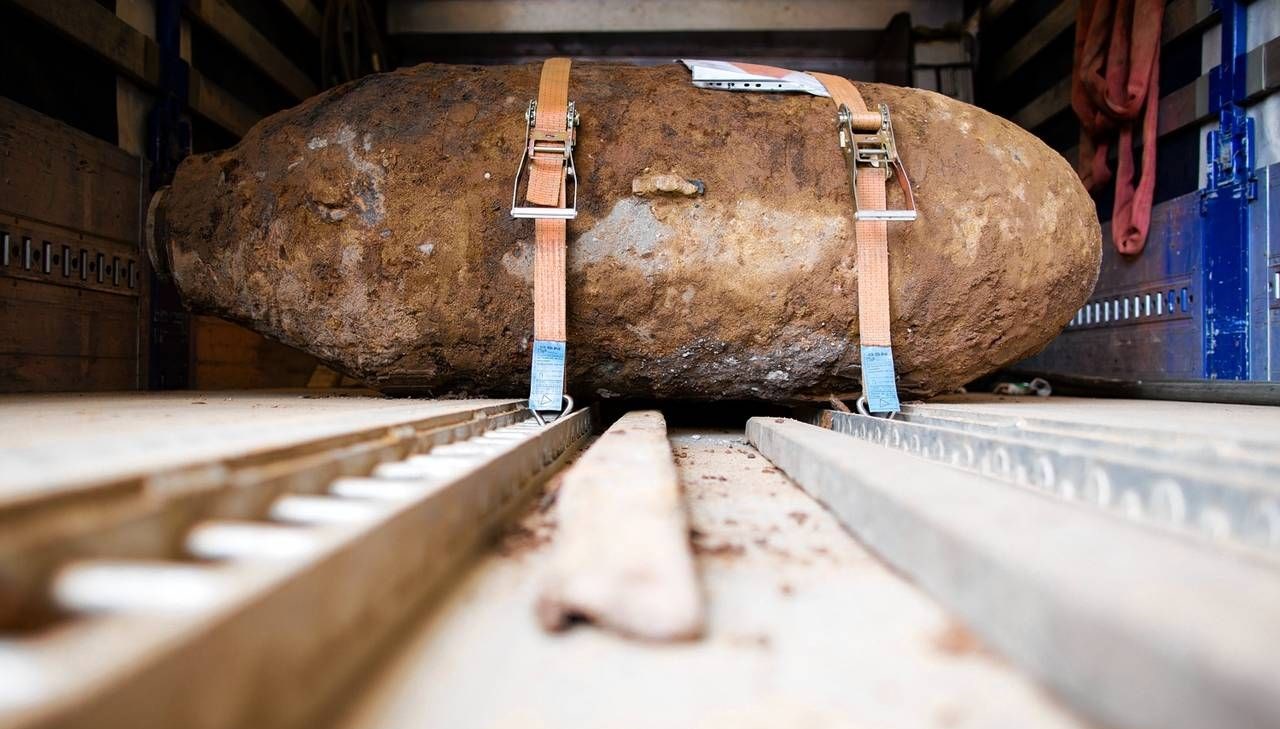 K&ouml;ln'de 2. D&uuml;nya Savaşı'ndan kalma bomba bulundu (Binlerce kişiye tahliye)  - Son Dakika D&uuml;nya Haberleri | NTV Haber