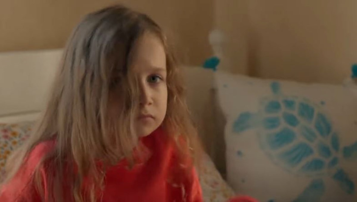 Leyla dizisinde Leyla'nın çocukluğunu canlandıran Melisa Duru Ünal kimdir?