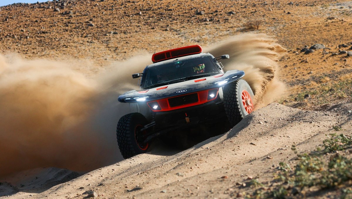 Audi Sport, Dakar testlerini tamamladı: Yarış koşulları tekrar yaratıldı Audi Sport, Dakar testlerini tamamladı: Yarış koşulları tekrar yaratıldı
