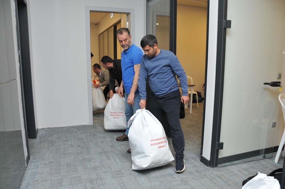 Yurt dışındaki oylar İstanbul Havalimanında: 7 kilitli odada saklanıyor - 5