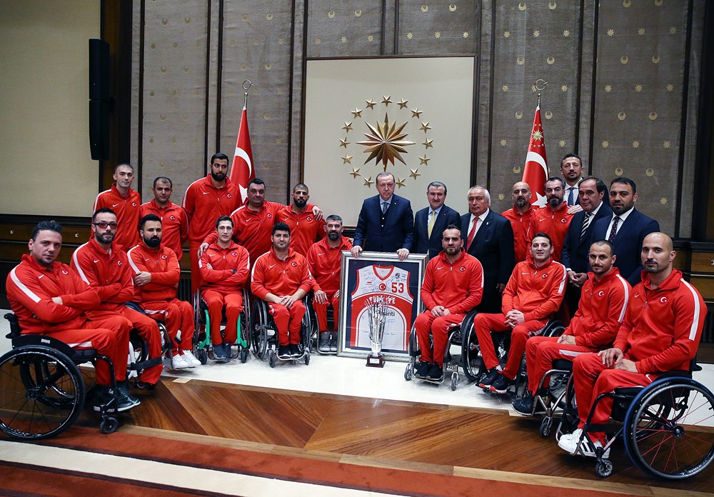 Cumhurbaşkanı Erdoğan, Ampute Futbol ile Tekerlekli