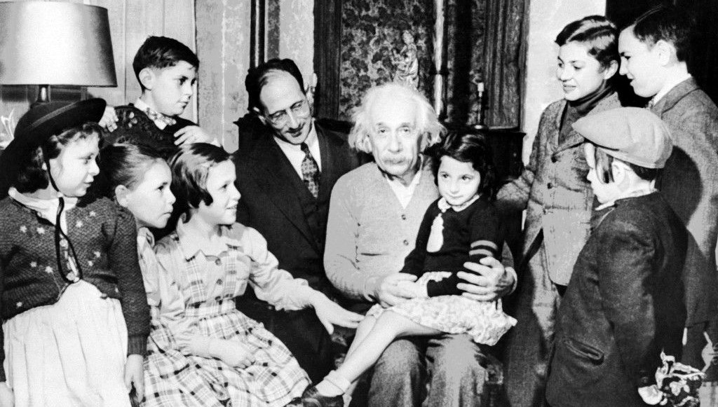 Dahi olmanın sırrı bu olabilir mi? Einstein'ın tuhaf alışkanlıkları!