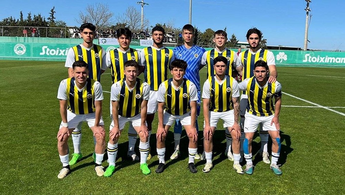Galatasaray'la Süper Kupa maçına çıkacak Fenerbahçe 19 Yaş Altı Takımı hakkında merak edilenler Galatasaray'la Süper Kupa maçına çıkacak Fenerbahçe 19 Yaş Altı Takımı hakkında merak edilenler