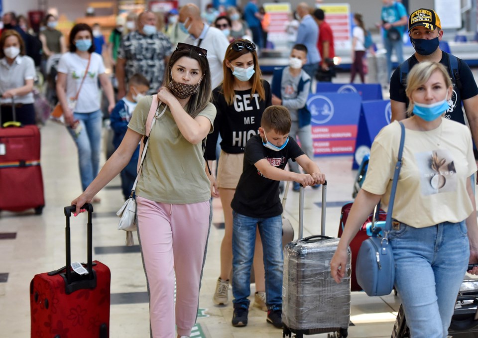 Antalya'ya hava yoluyla gelen turist sayısı 7 milyona yaklaştı - 1