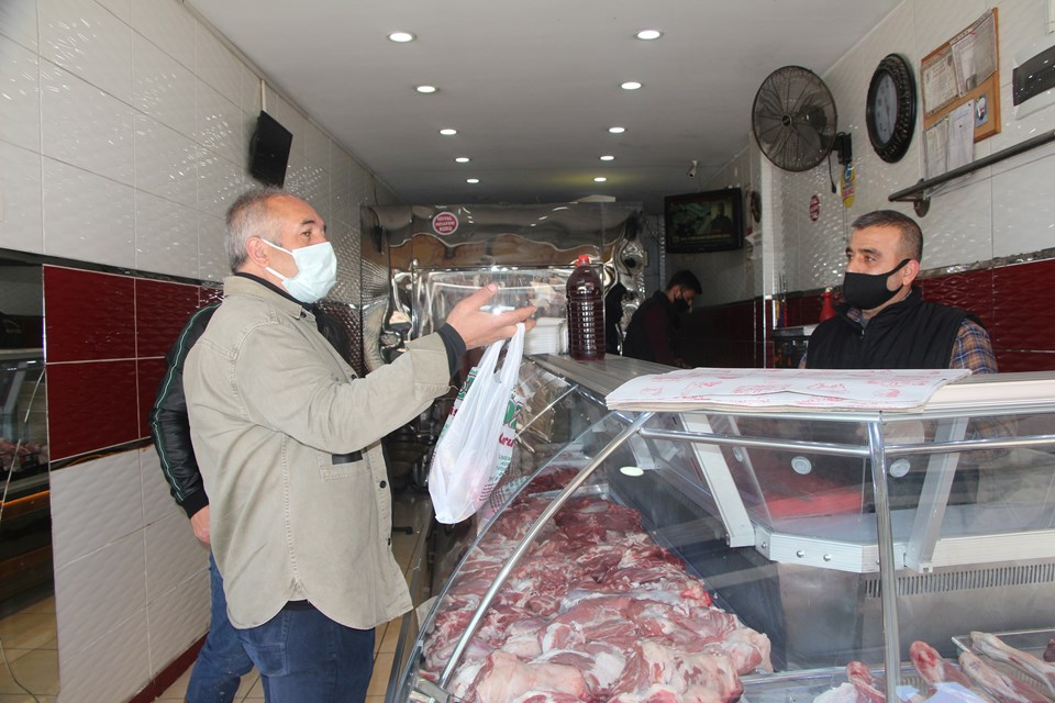 Adana'da normalleşmeyle birlikte günlük et tüketimi 32 tona ulaştı - 1