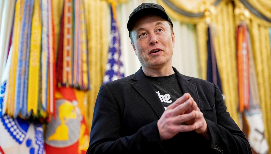 Elon Musk Amerika Partisi'ni kurdu