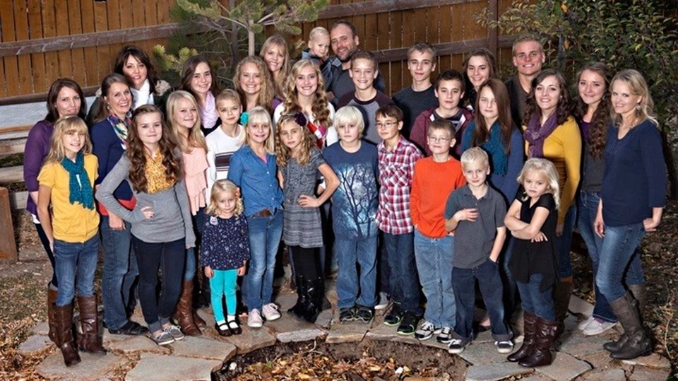 ABD, 5 eşli ve 24 çocuklu TV yıldızı Brady William'ı konuşuyor - 2