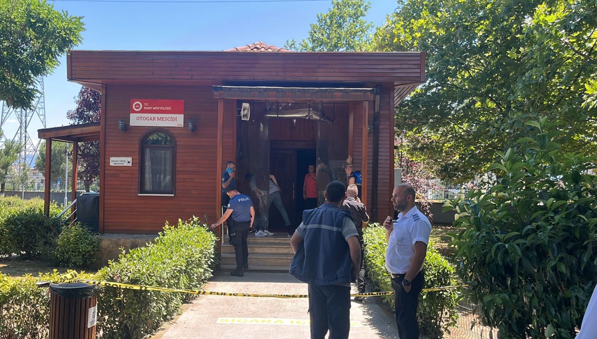 Otobüs terminalinin mescidinde ölü bulundu Otobüs terminalinin mescidinde ölü bulundu