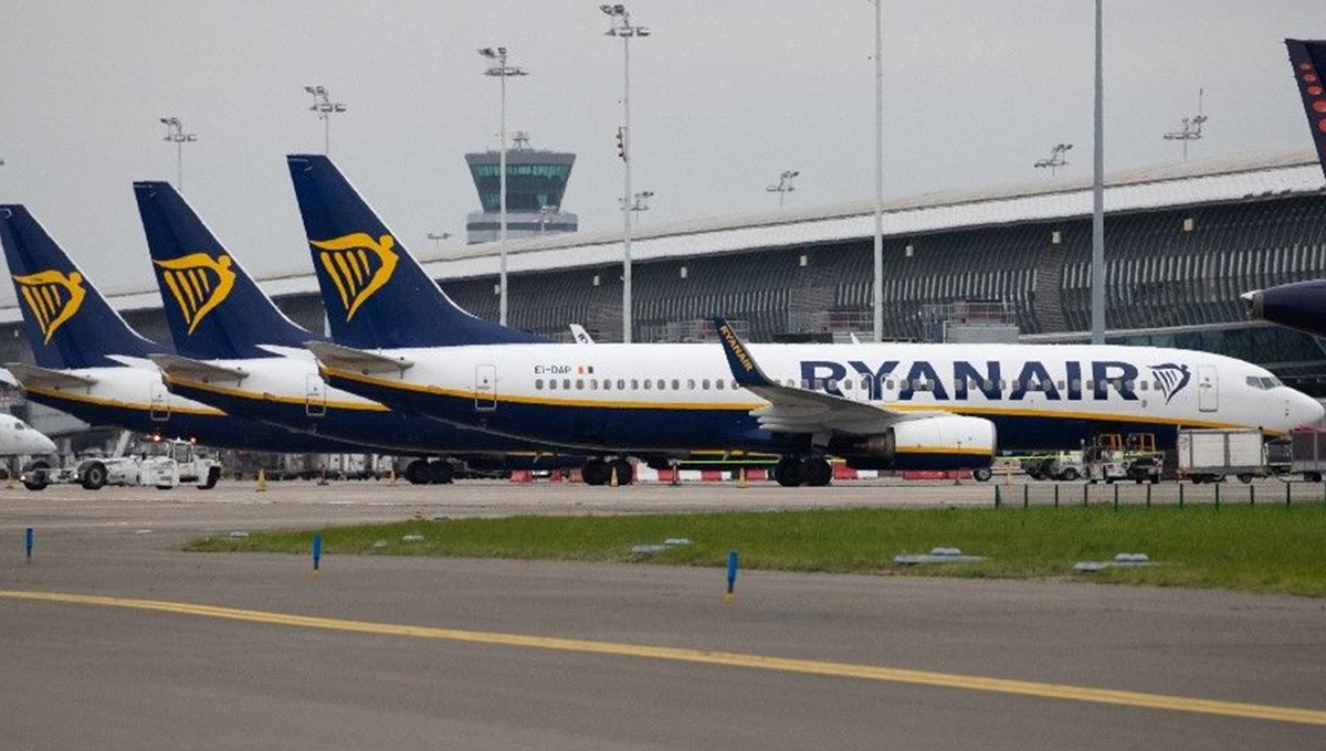 Ryanair çalışanlarının grevi nedeniyle Belçika'da 100'den fazla sefer iptal edildi