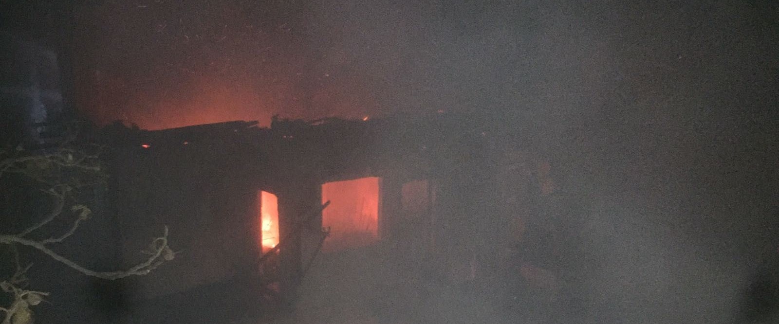 Artvin�de korkutan ev yangını NTV